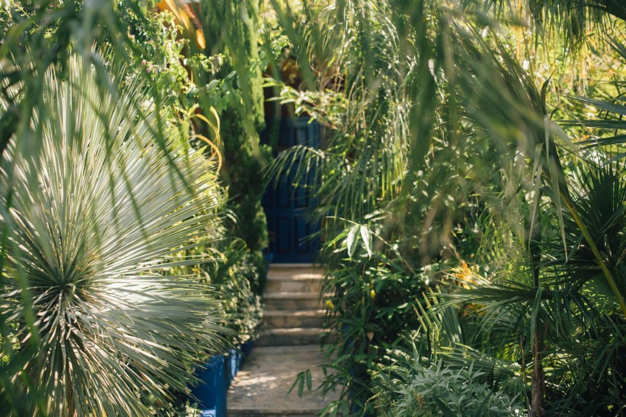 Villa Tropica, Total Privacy, Tropical Garden And Private Pool Каштела Экстерьер фото